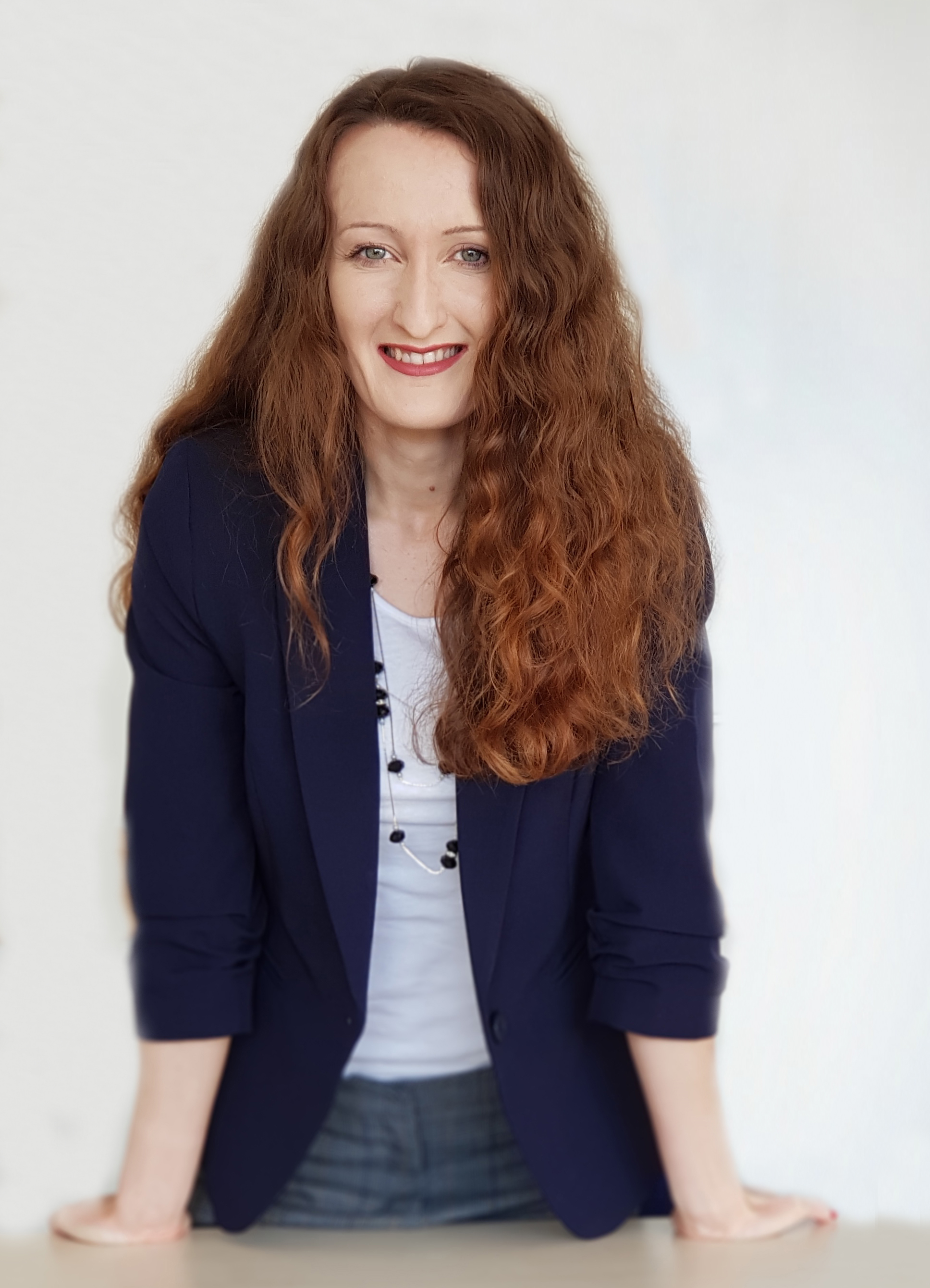 Portrait Image of Yuliia Karpenko